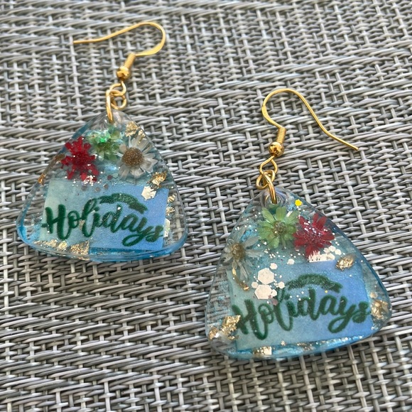 XMAS Handmade Pressed Flower Medium Holiday Vibes Earrings Blue Triangle - Picture 3 of 10